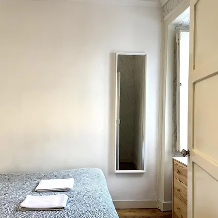 Casa De Baixo דירה *